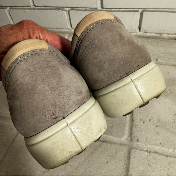 ECCO Women's Warm Gray Nubuck Casual Soft Lace-Up Sneaker Sz 8 - Picture 8 of 10